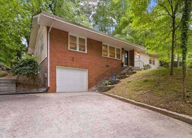 Property at 1123 Ridgeleigh Cir, Dalton, GA 30720, 3 beds, 2.5 baths