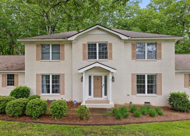 Property at 5702 Queen Mary Ln, Chattanooga, TN 37415, 5 beds, 3 baths