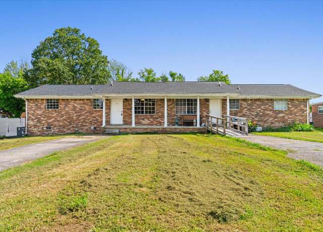 Property at 1307 Park Forrest Dr, Fort Oglethorpe, GA 30742, 4 beds, 2 baths