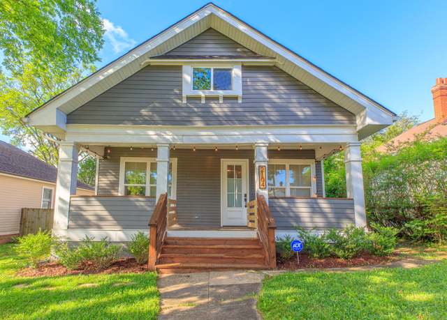 Property at 2104 Oak St, Chattanooga, TN 37404, 4 beds, 2 baths