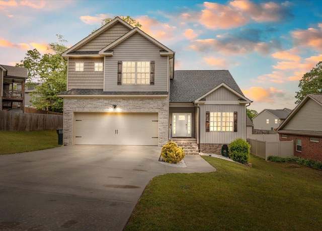 Property at 341 Peachtree Cir, Ringgold, GA 30736, 3 beds, 2.5 baths