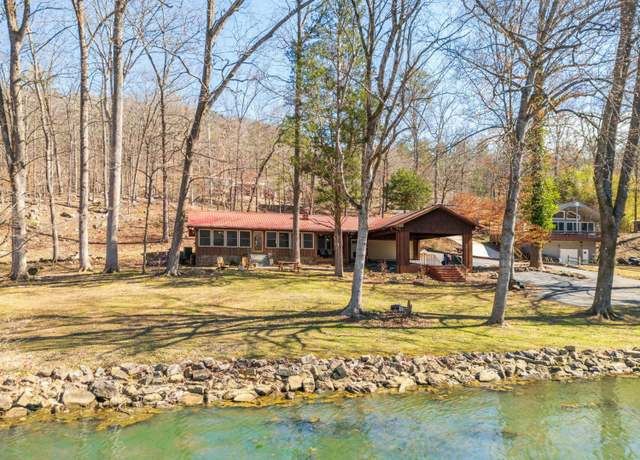 Property at 7286 Mullins Cove Rd, Whitwell, TN 37397, 3 beds, 2 baths