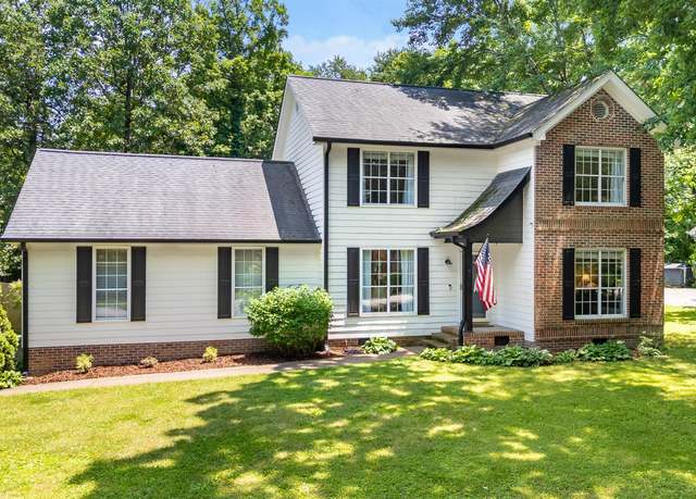 Property at 2104 Mourning Dove Ln, Signal Mountain, TN 37377, 3 beds, 2.5 baths