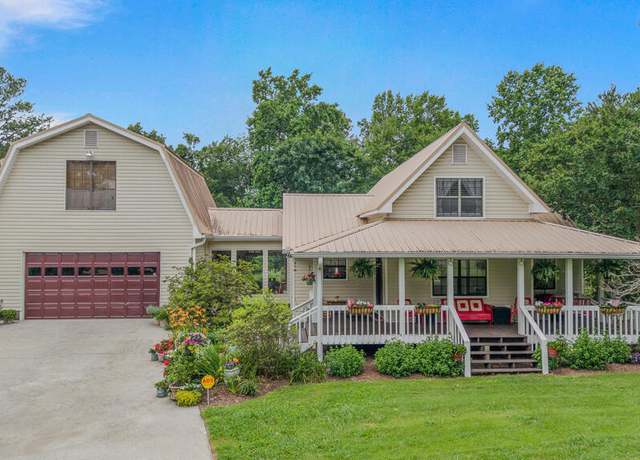 Property at 1425/1421 Wiggs Dr, Dalton, GA 30721, 4 beds, 3 baths
