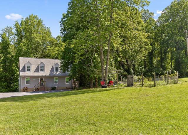 Property at 912 Murrell Rd, Signal Mountain, TN 37377, 6 beds, 5 baths