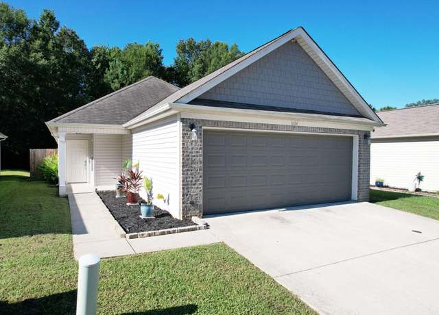 Property at 1604 Southernwood Dr, Chattanooga, TN 37421, 4 beds, 2 baths