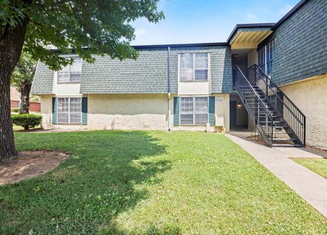 Property at 900 Mountain Creek Rd Unit V479, Chattanooga, TN 37405, 2 beds, 2 baths