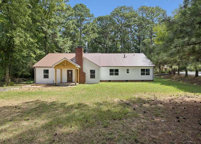 Property at 606 Virginia Ave, Dalton, GA 30721, 5 beds, 3 baths
