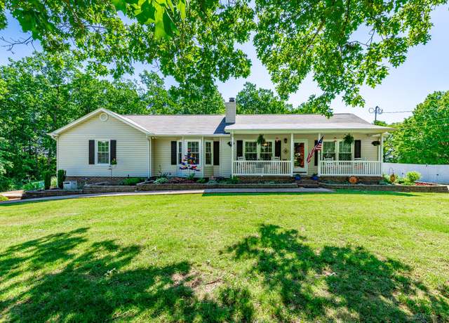 Property at 290 Shannon Dr, Ringgold, GA 30736, 3 beds, 2 baths