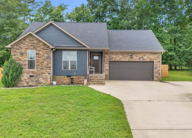 Property at 329 Windsong Dr, Lafayette, GA 30728, 3 beds, 2 baths