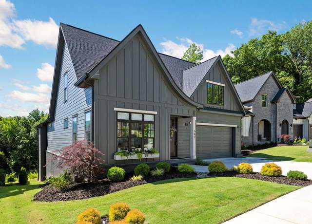 Property at 587 Sun Valley Rd, Chattanooga, TN 37419, 3 beds, 3 baths