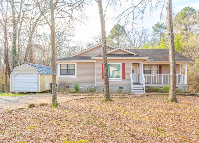 Property at 1115 Magnolia St, Lafayette, GA 30728, 3 beds, 2 baths