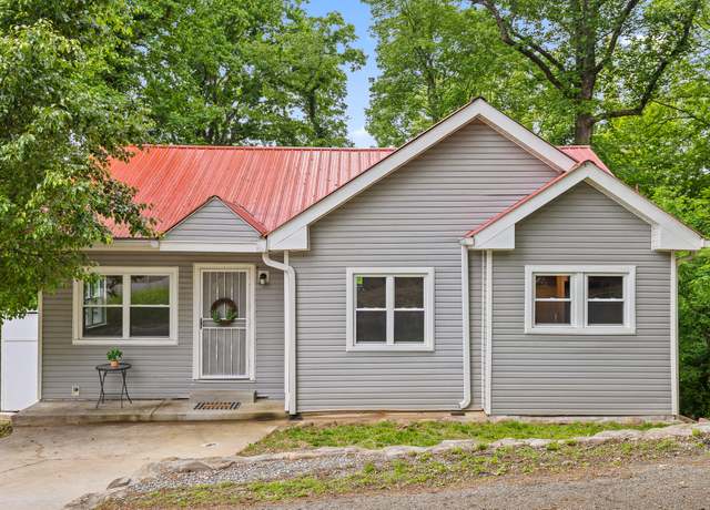 Property at 127 P Poole Ave, Chattanooga, TN 37415, 3 beds, 2 baths