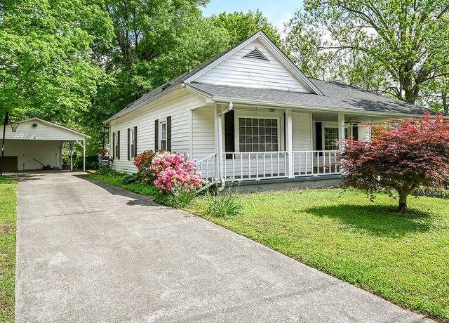 Property at 1870 Oak St NW, Cleveland, TN 37311, 3 beds, 2 baths