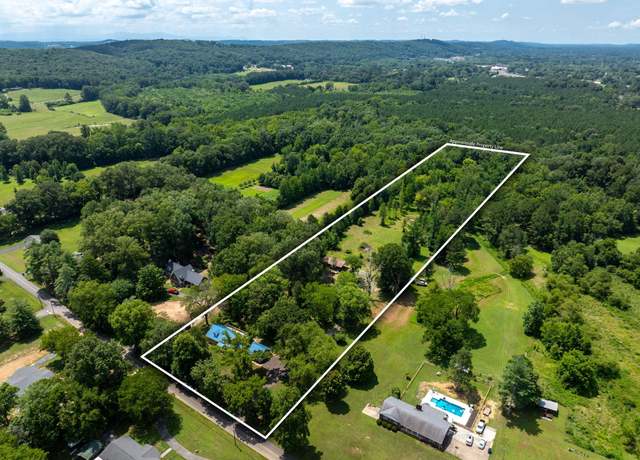 Property at 296 Davis Ln NW, Cleveland, TN 37312, 4 beds, 3 baths
