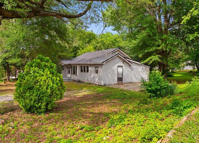 Property at 1815 City View St, Dalton, GA 30720, 2 beds, 1 bath