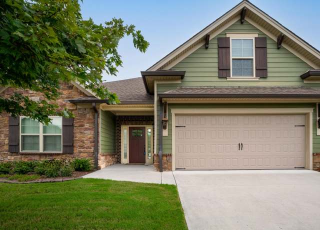 Property at 5480 Mandarin Cir, Hixson, TN 37343, 3 beds, 2 baths