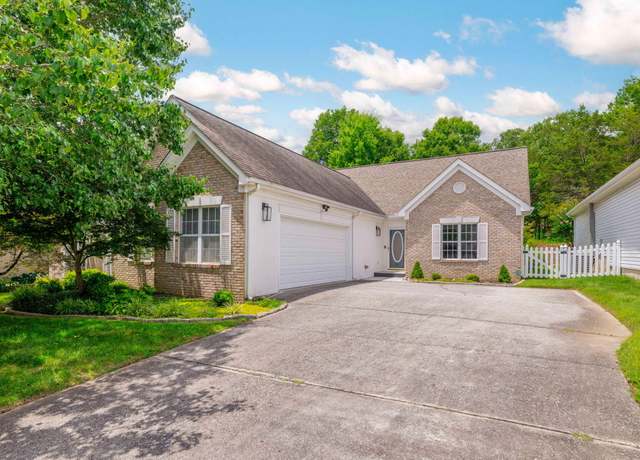 Property at 2619 Kingsley Ct, Chattanooga, TN 37421, 3 beds, 2 baths