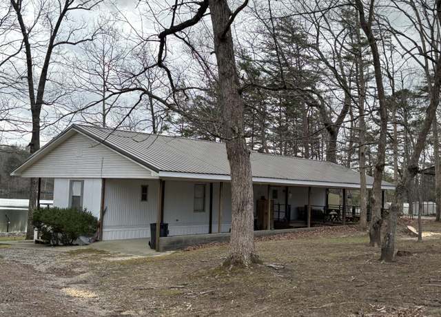 Property at 185 Lake Shore Dr Dr, Pikeville, TN 37367, 2 beds, 2 baths