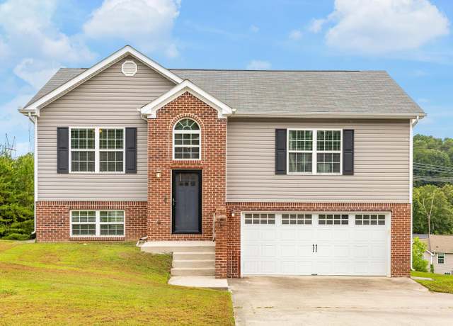 Property at 2052 Short Leaf Ln, Soddy Daisy, TN 37379, 3 beds, 2.5 baths