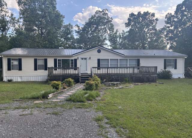 Property at 888 Wells Rd, Trenton, GA 30752, 5 beds, 3 baths