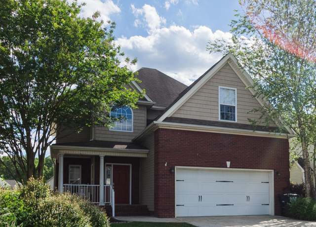 Property at 8420 Sophie Ln, Ooltewah, TN 37363, 4 beds, 2.5 baths