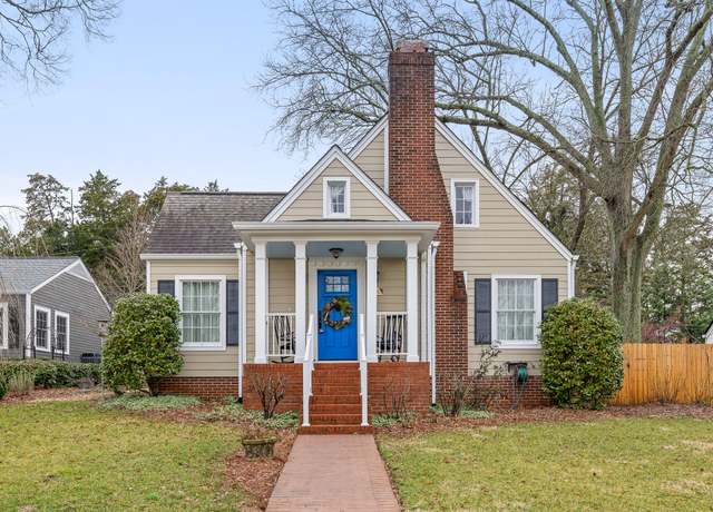 Property at 402 Fairview Dr, Dalton, GA 30720, 3 beds, 3.5 baths