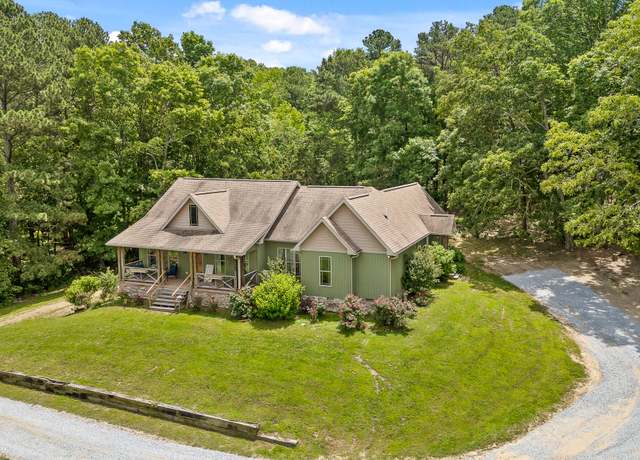 Property at 2571 Brow Rd, Trenton, GA 30752, 3 beds, 2.5 baths