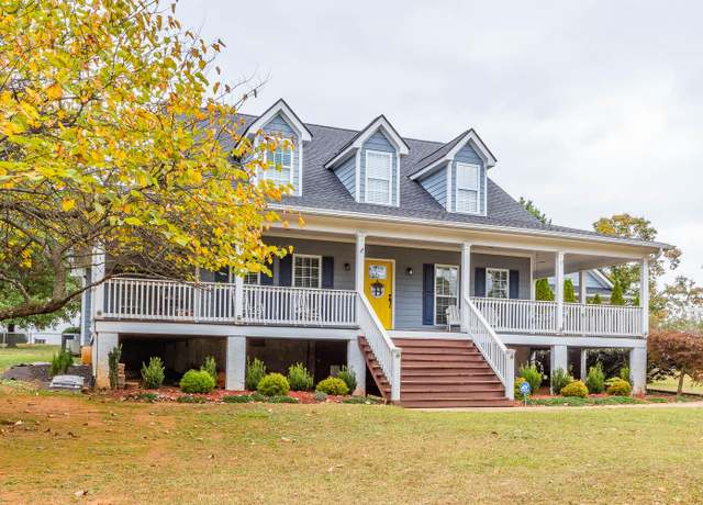 Property at 2036 Hickory Valley Rd, Chattanooga, TN 37421, 5 beds, 2.5 baths