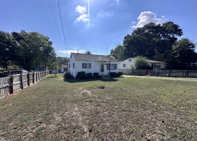 Property at 2418 Tunnel Blvd, Chattanooga, TN 37406, 3 beds, 1 bath