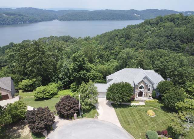 Property at 5703 Laurel Ridge Rd, Chattanooga, TN 37416, 5 beds, 4.5 baths