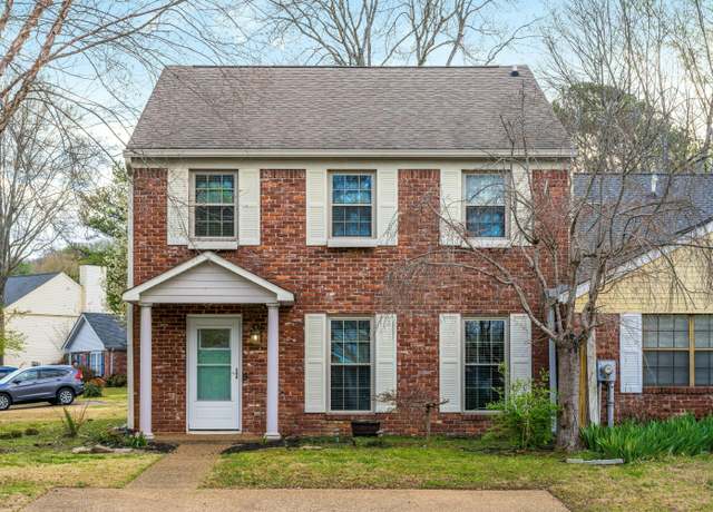 Property at 1331 Village Green Dr, Hixson, TN 37343, 3 beds, 2.5 baths
