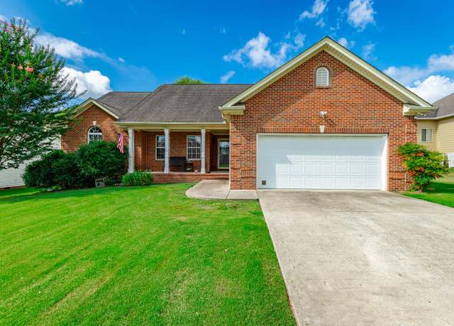 Property at 212 Cox Ln, Soddy Daisy, TN 37379, 3 beds, 2 baths