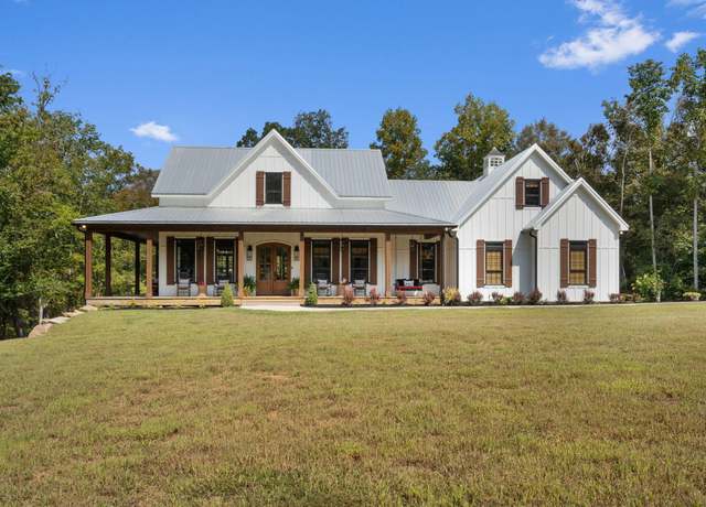 Property at 450 County Road 28, Calhoun, TN 37309, 4 beds, 3 baths