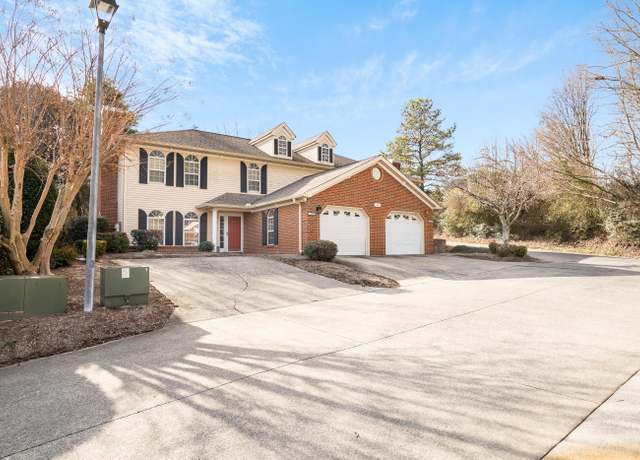 Property at 601 Black Oak Dr #118, Dalton, GA 30721, 3 beds, 2.5 baths