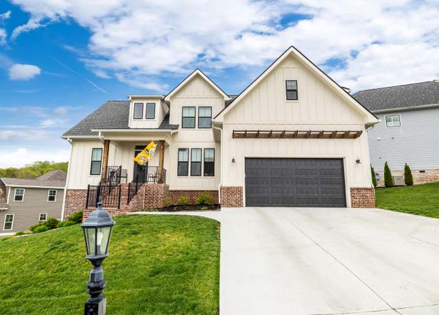 Property at 9876 Trestle Cir, Ooltewah, TN 37363, 5 beds, 3 baths