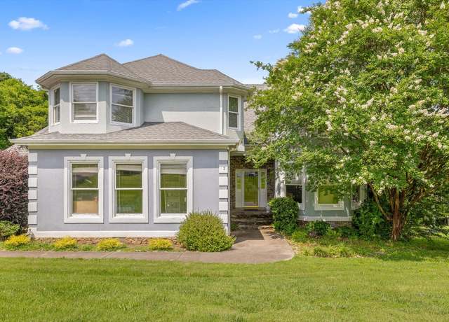 Property at 1831 Bay Pointe Dr, Hixson, TN 37343, 5 beds, 4 baths