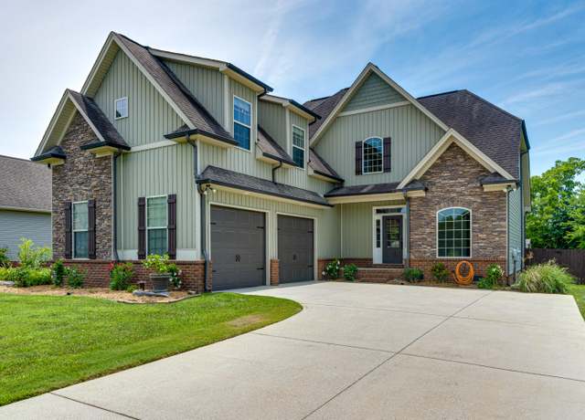 Property at 7481 Nightfall Cir, Ooltewah, TN 37363, 4 beds, 2.5 baths