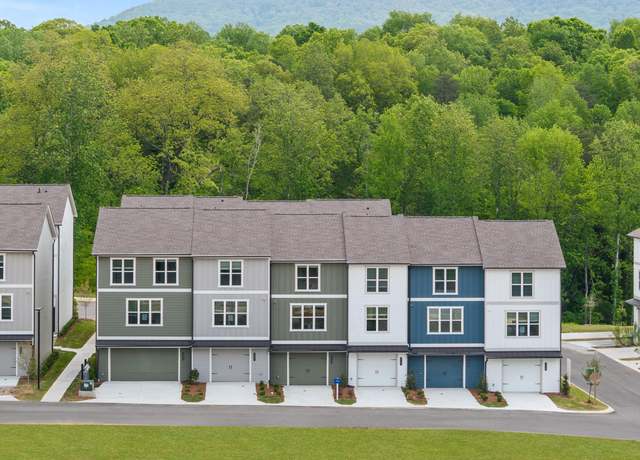 Property at 220 Asbury Oak Ln, Chattanooga, TN 37419, 3 beds, 3.5 baths