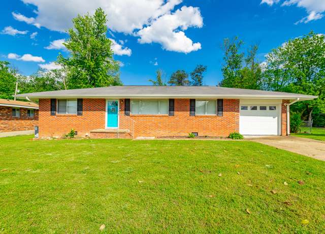 Property at 1202 Collins Cir, Chattanooga, TN 37411, 2 beds, 2 baths