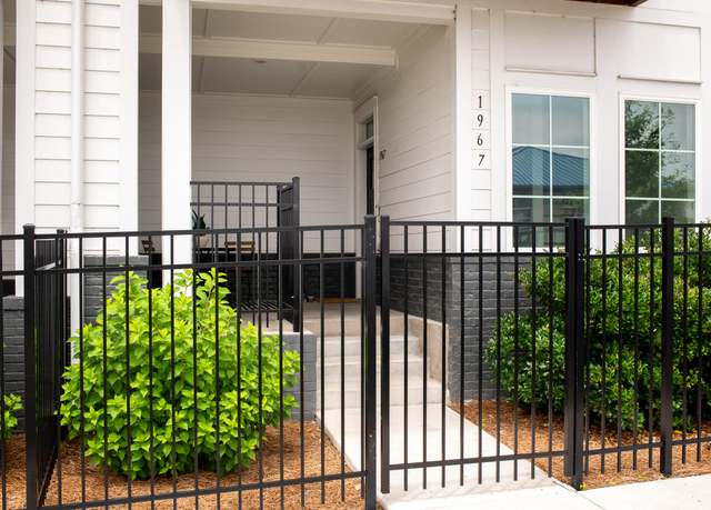 Property at 1967 Read Ave, Chattanooga, TN 37408, 3 beds, 2.5 baths