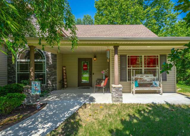 Property at 169 Southern Dr, Ringgold, GA 30736, 4 beds, 2 baths