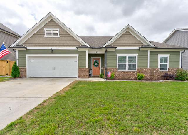 Property at 231 Winchester Dr, Rossville, GA 30741, 3 beds, 2 baths