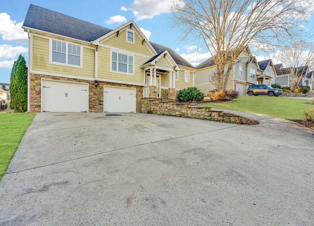 Property at 27 Running Oak Dr, Ringgold, GA 30736, 3 beds, 2 baths