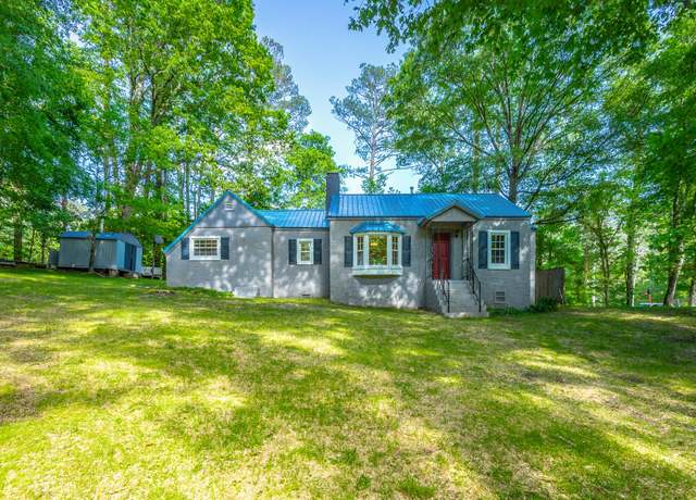 Property at 504 1st St, Lafayette, GA 30728, 3 beds, 1 bath