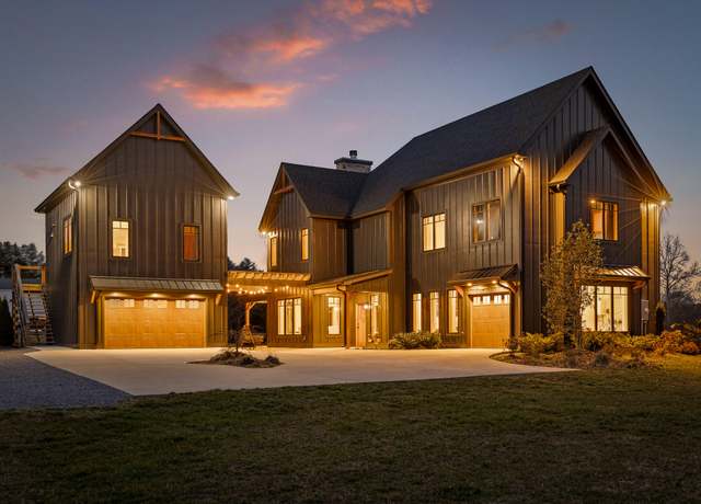 Property at 763 Us 127, Signal Mountain, TN 37377, 5 beds, 5.5 baths