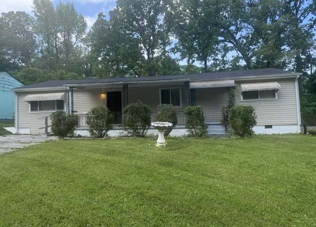 Property at 111 Arlington Ter, Chattanooga, TN 37410, 4 beds, 2 baths