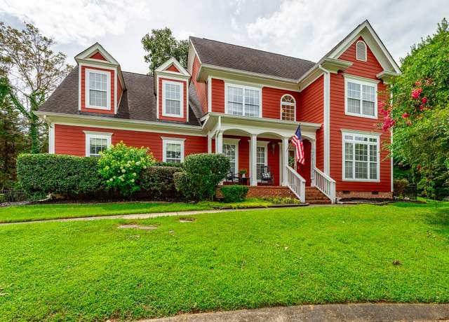 Property at 810 Younger Cir, Chattanooga, TN 37415, 4 beds, 2.5 baths