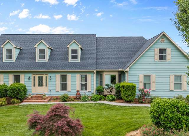 Property at 3054 Hawthorne St, Athens, TN 37303, 5 beds, 4 baths