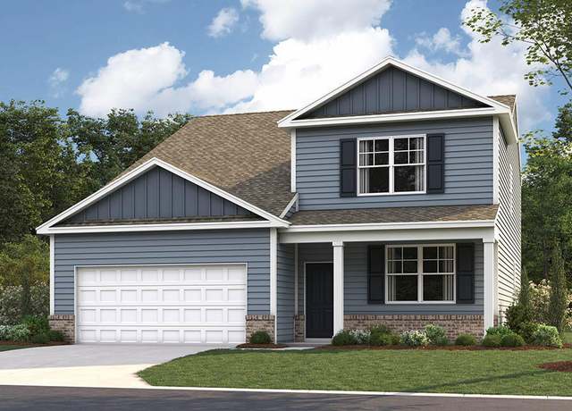Property at 300 Fox Den Circle Cir, Dalton, GA 30721, 5 beds, 3.5 baths